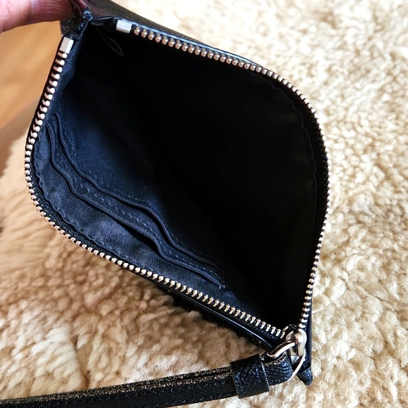 Gorgeous NWOT Coach Starry Night Shimmer Wristlet ๐ค๐ป - Picture 7 of 11